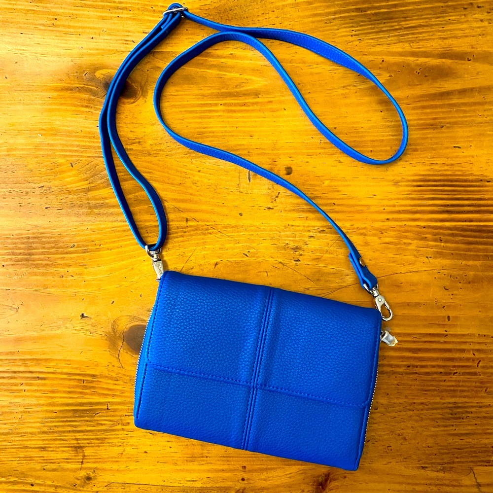 Cross body purse/wallet